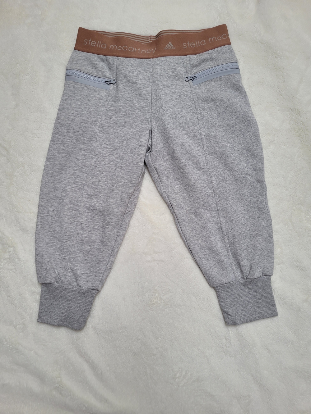 NWT Adidas Stella McCartney Light Gray Capri Jogger Pants with Brown Waistband